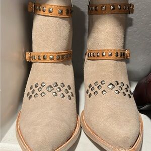 Old Gringo Beige Studded Ankle Boots
